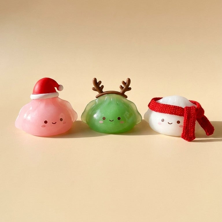 Trzy squishy pierożki obok siebie